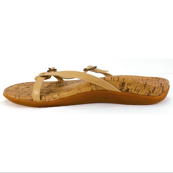 NEW Orthaheel Vionic Tan Strappy Thong Sandals 5 - Picture 3 of 8